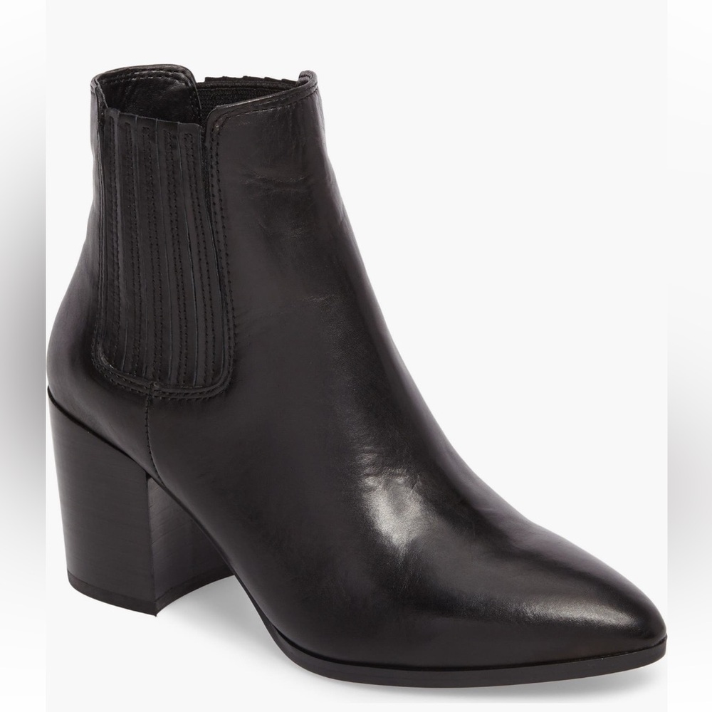 STEVE MADDEN Jaclyn Bootie